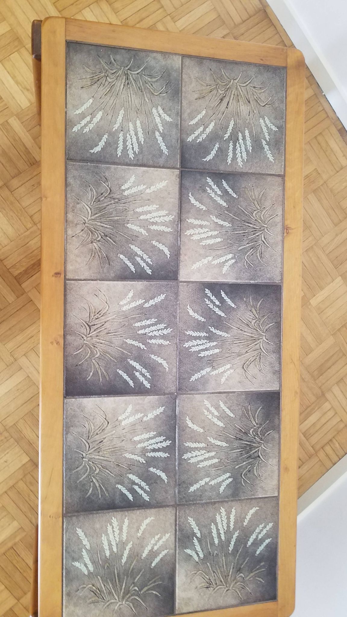 Table basse en céramique