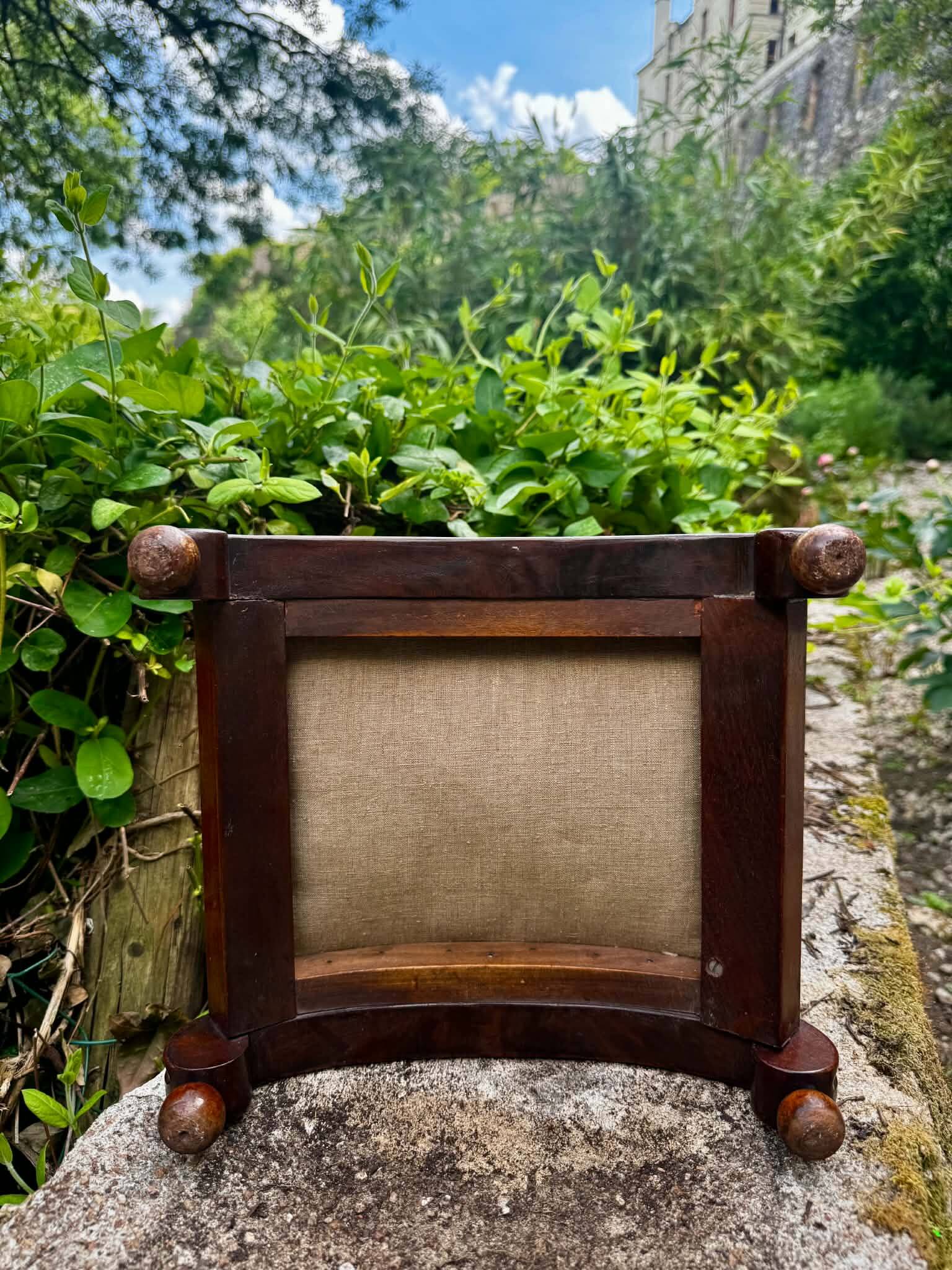Napoleon III style footrest with upholstery