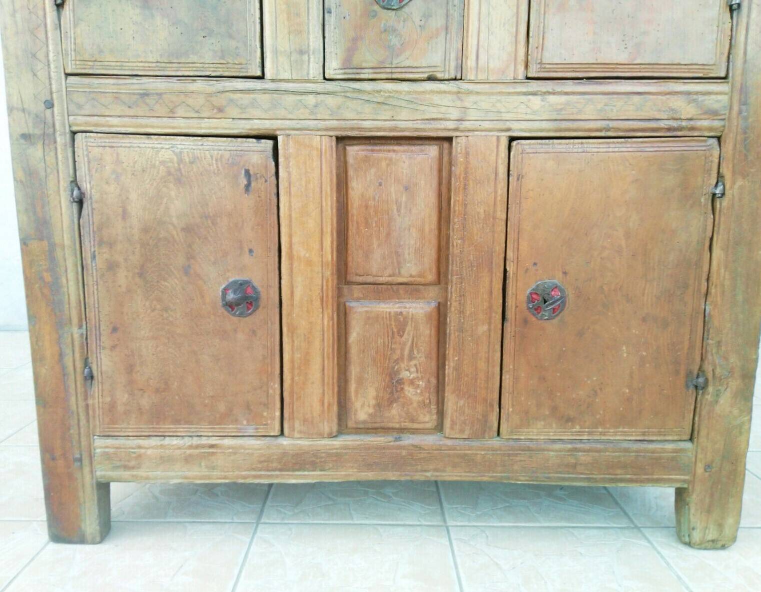 Buffet cabinet from the Louis XIV period in oak.