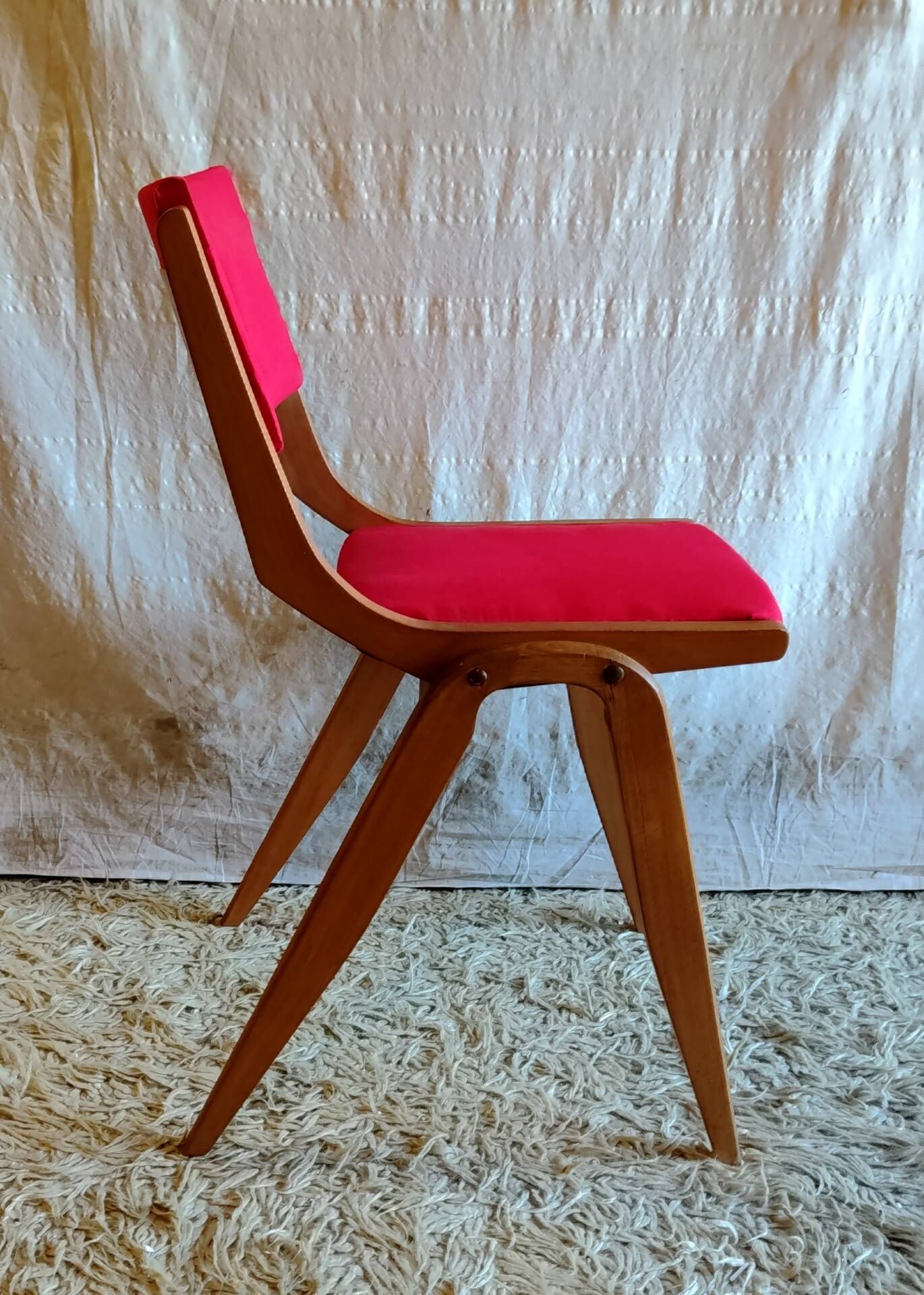 Solid wood chair with red fabric - 50's design