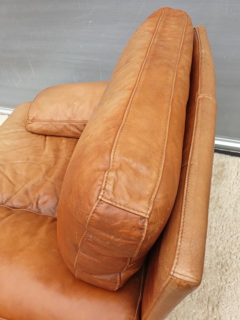 Fauteuil club lounge cuir cognac design 1970