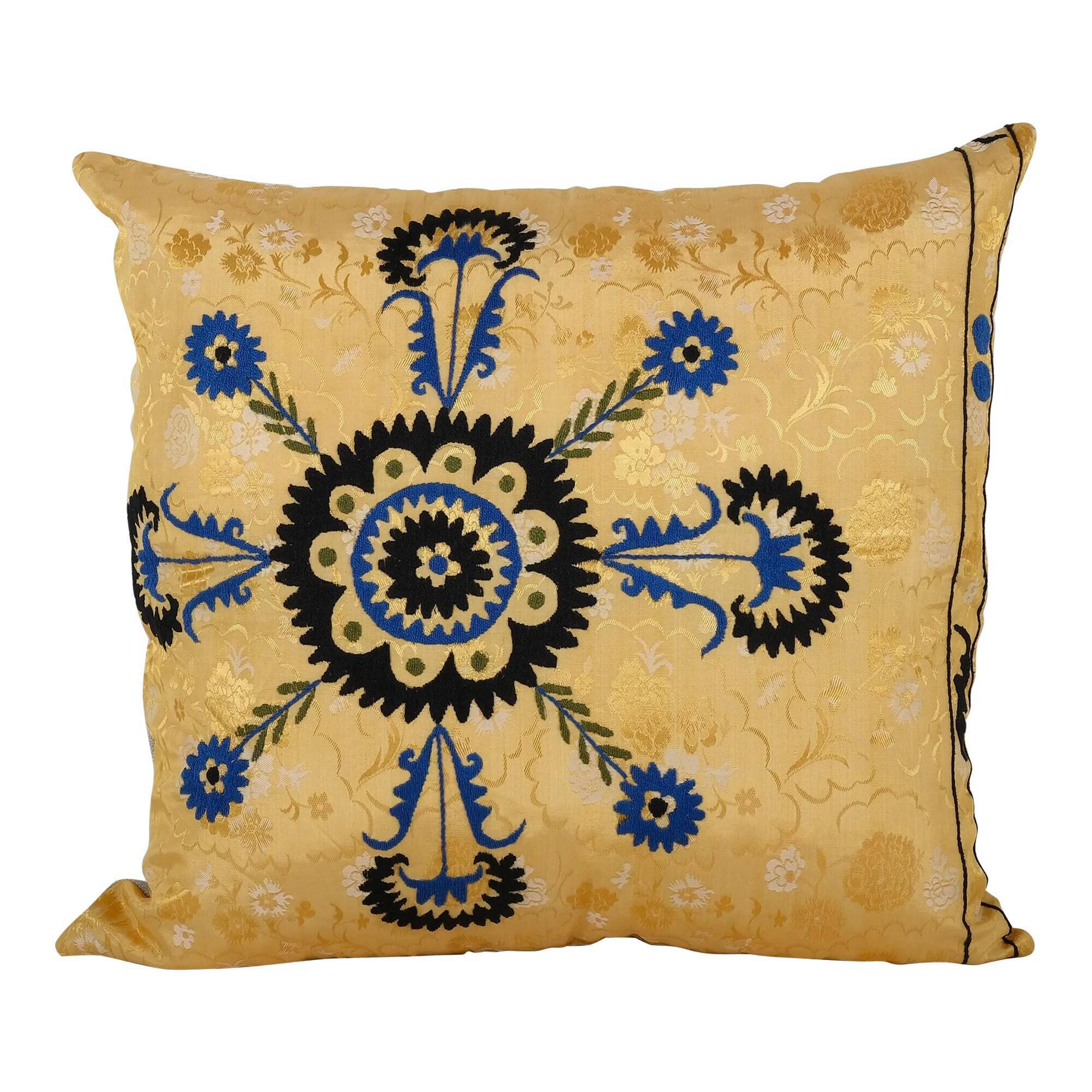 Vintage embroidered cushion cover 51x58 cm
