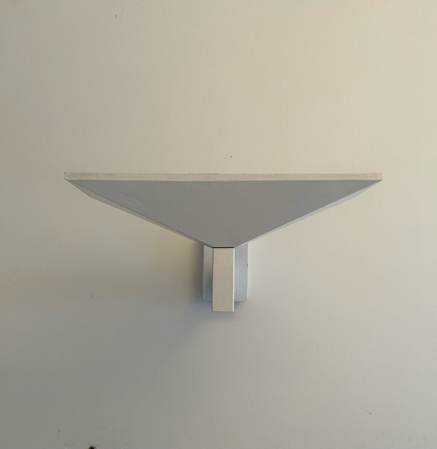 Modernist vintage Disderot wall lamp, white lacquered metal, Glass and Light 1970