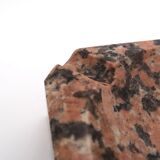 Cendrier en granit rose, années 50