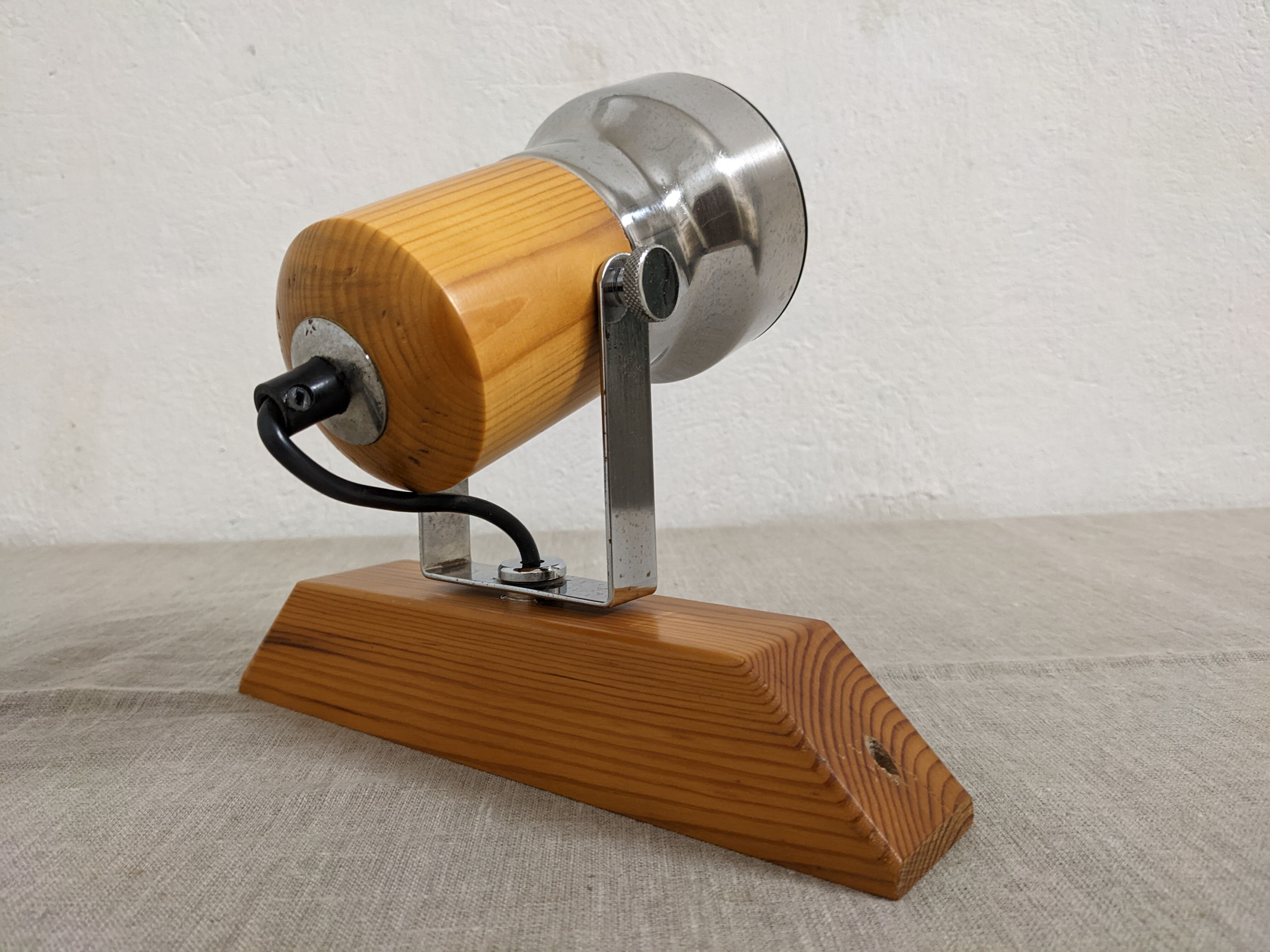 Pitchpin spot wall lamp from the 70s/80s