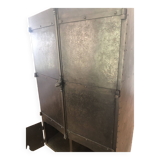 Iron cabinet