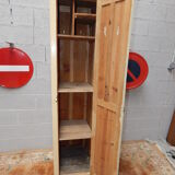 Old cloakroom in wood