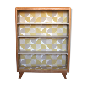 Bookcase of the 60s compass