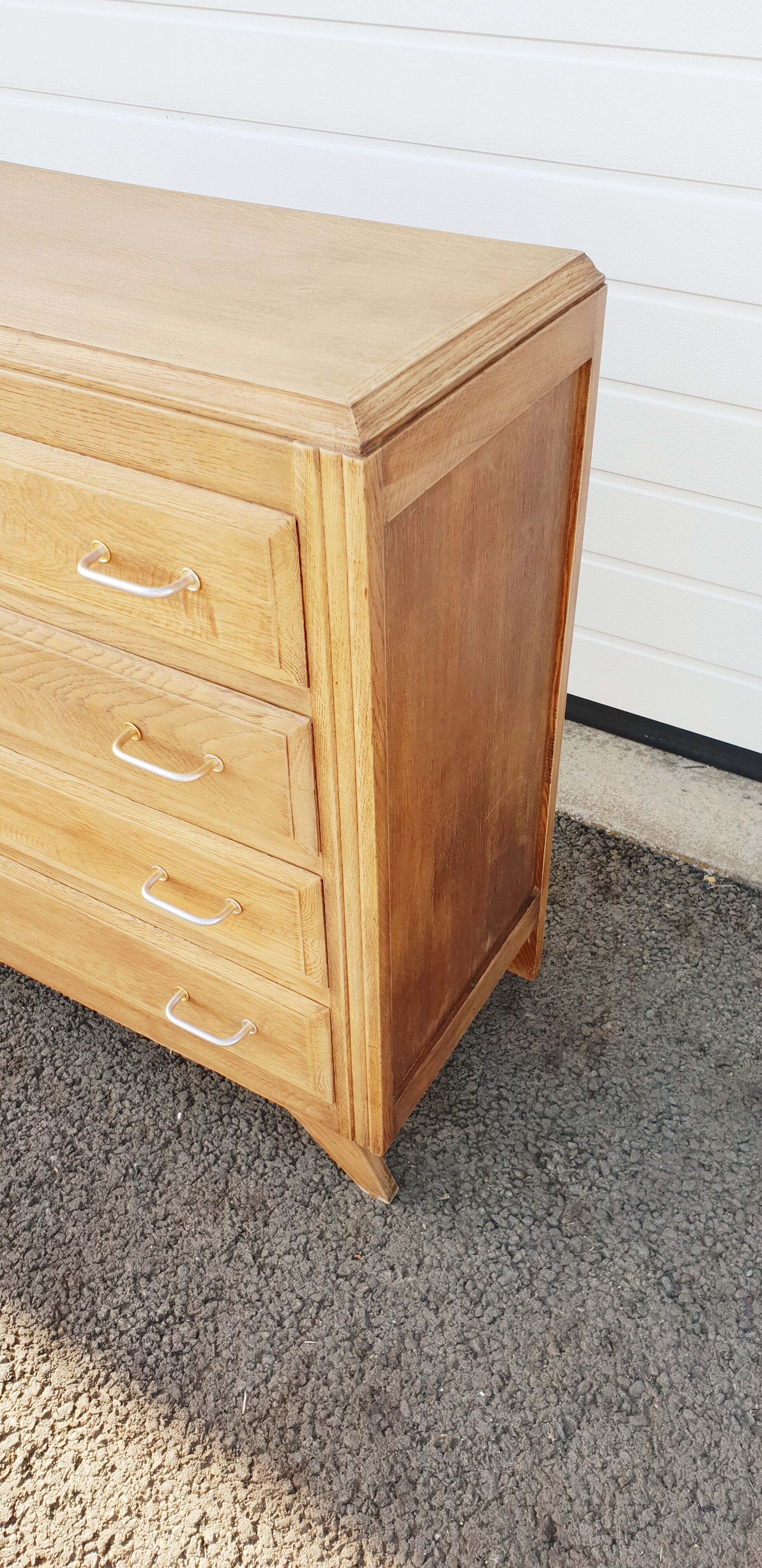 Vintage chest of drawers