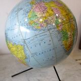 World map from the 60s/70s.