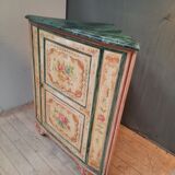 Painted wooden notch