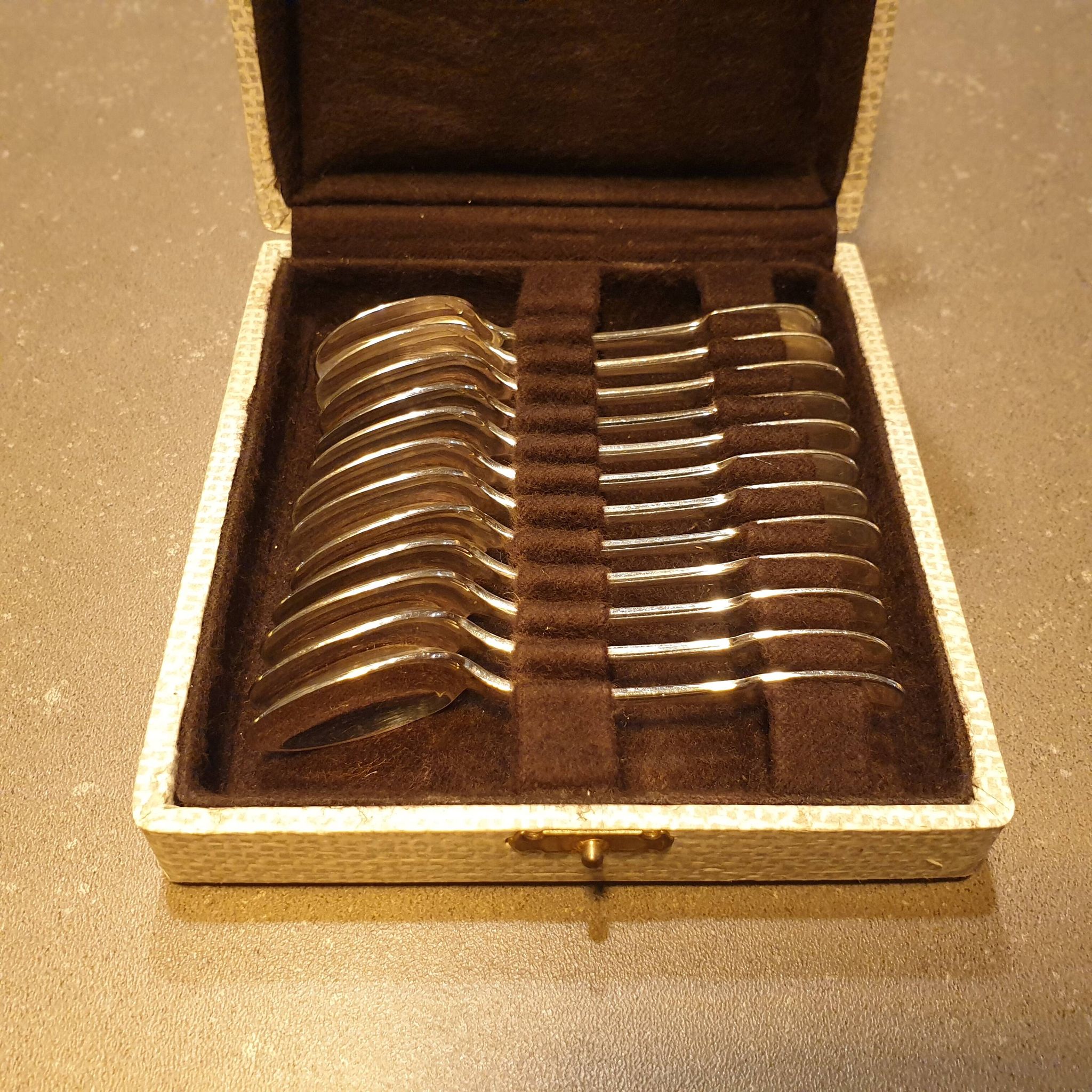 Box of 12 coffee spoons by the brand CHRISTOFLE, model CLUNY.