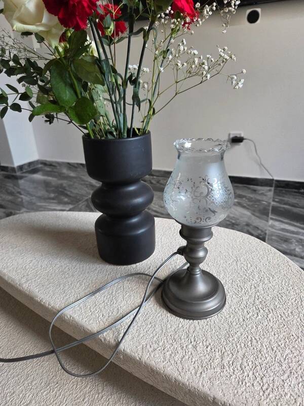 Vintage Art Deco lamp