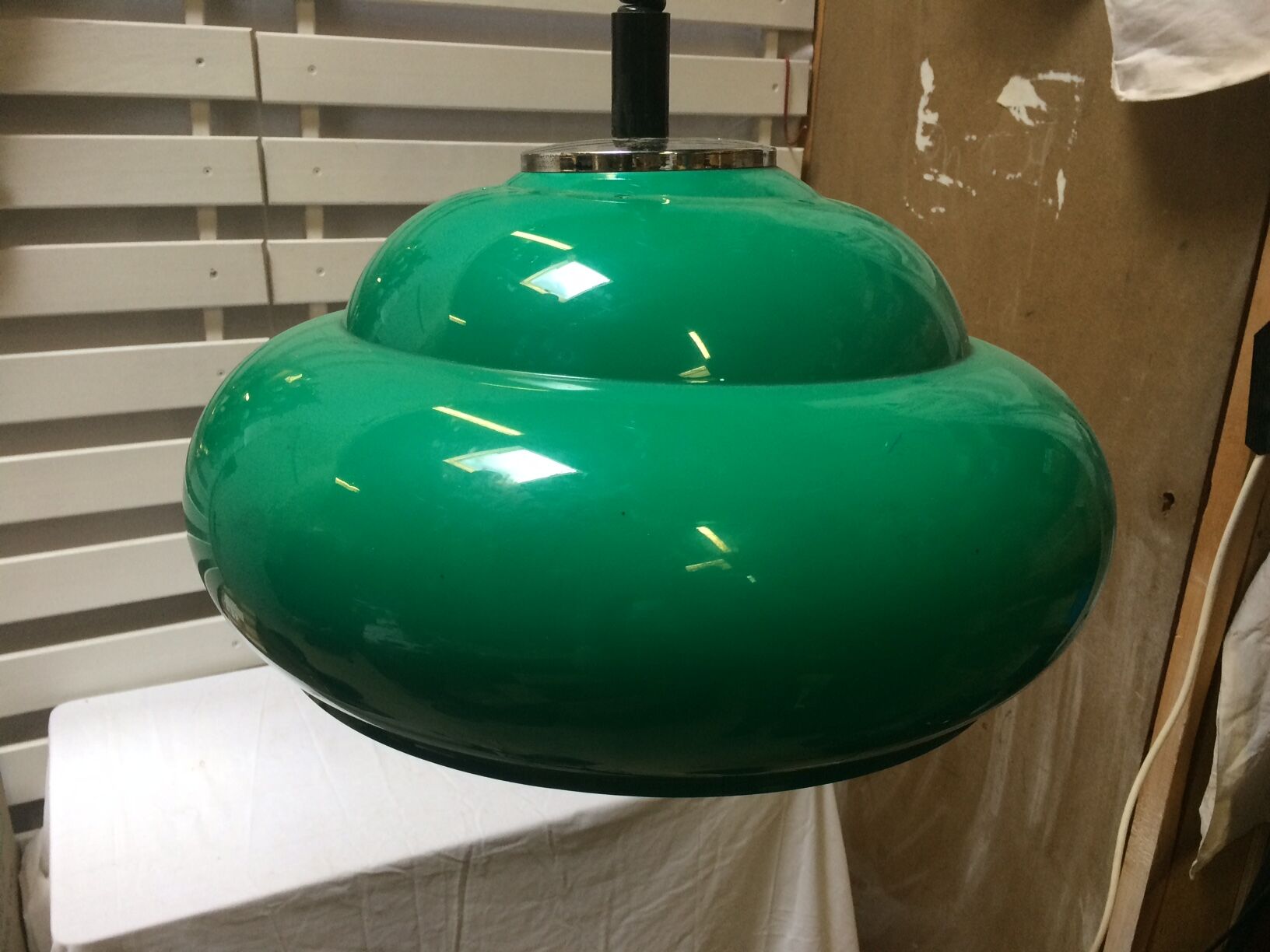 Space age green suspension - 70s - silent made in italy