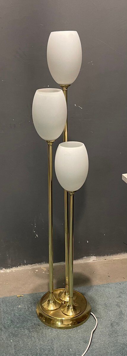 Italian Floor Lamp in Brass and Opaline Glass, 1980s
