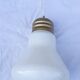 Suspension en verre forme ampoule