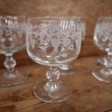 Set of 6 white wine/port glasses with grape and vine branch decoration cristal d'arc