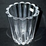 Villeroy & Boch vintage vase in ribbed molded crystal signed