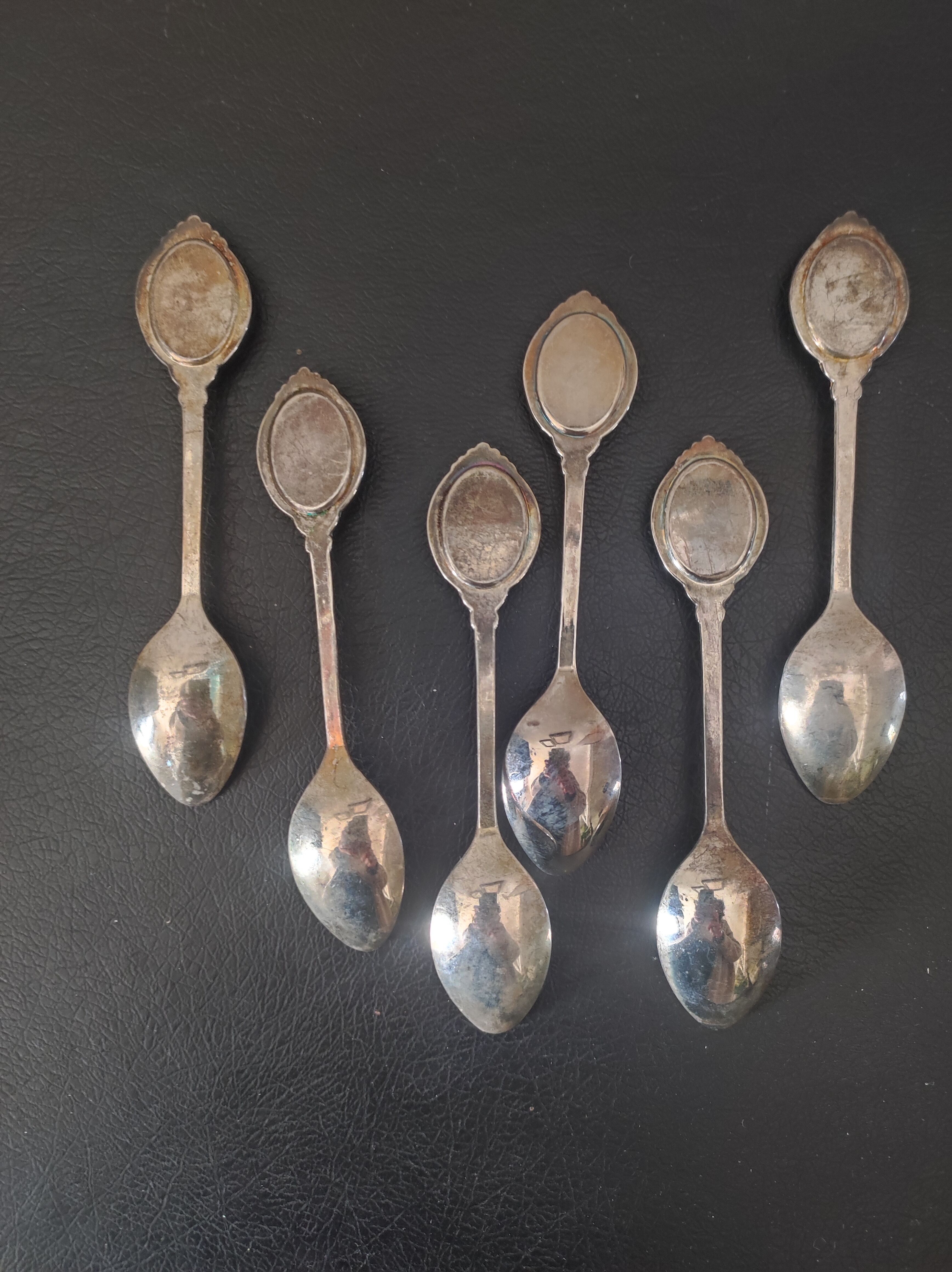 6 silver-plated teaspoons