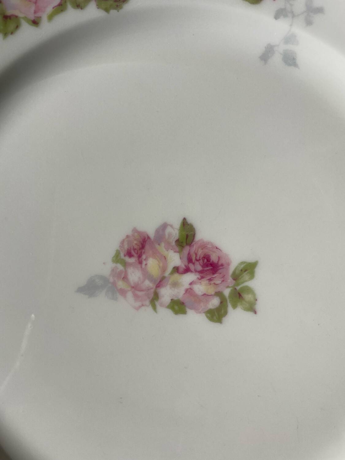 Lot de 11 petites assiettes fleuris, Théodore Haviland, Limoge.