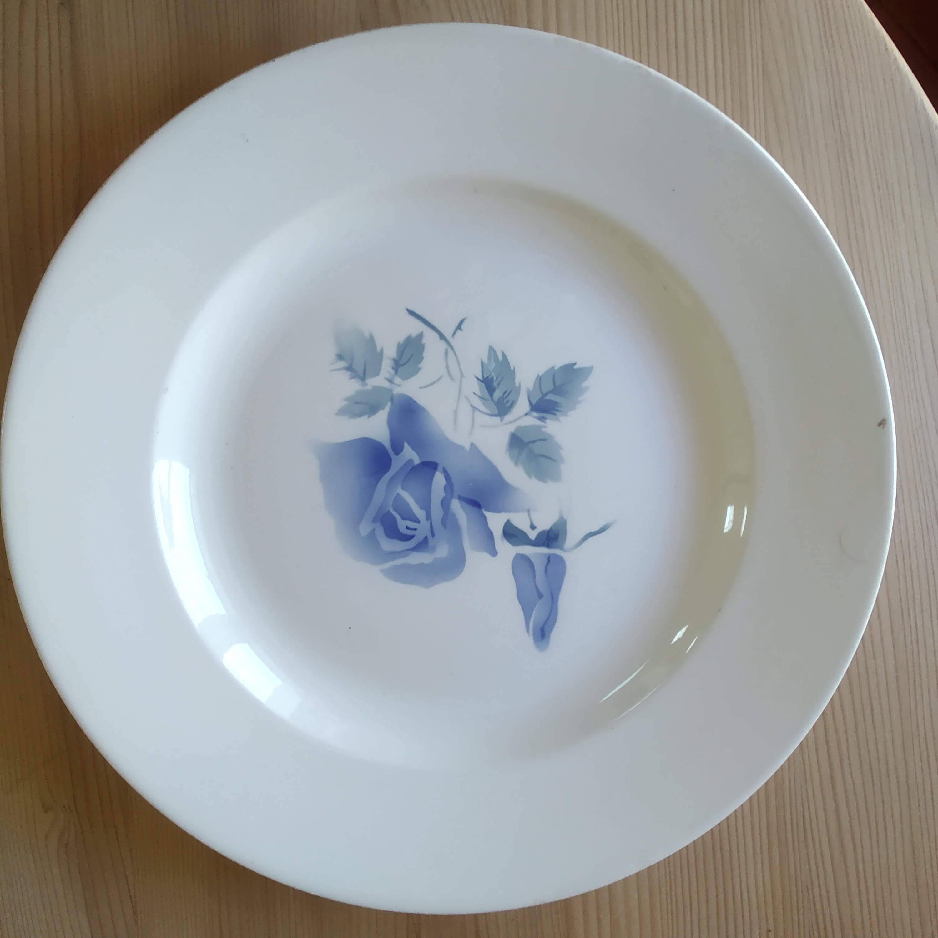 Large Digoin Sarreguemines Blue Rose dish