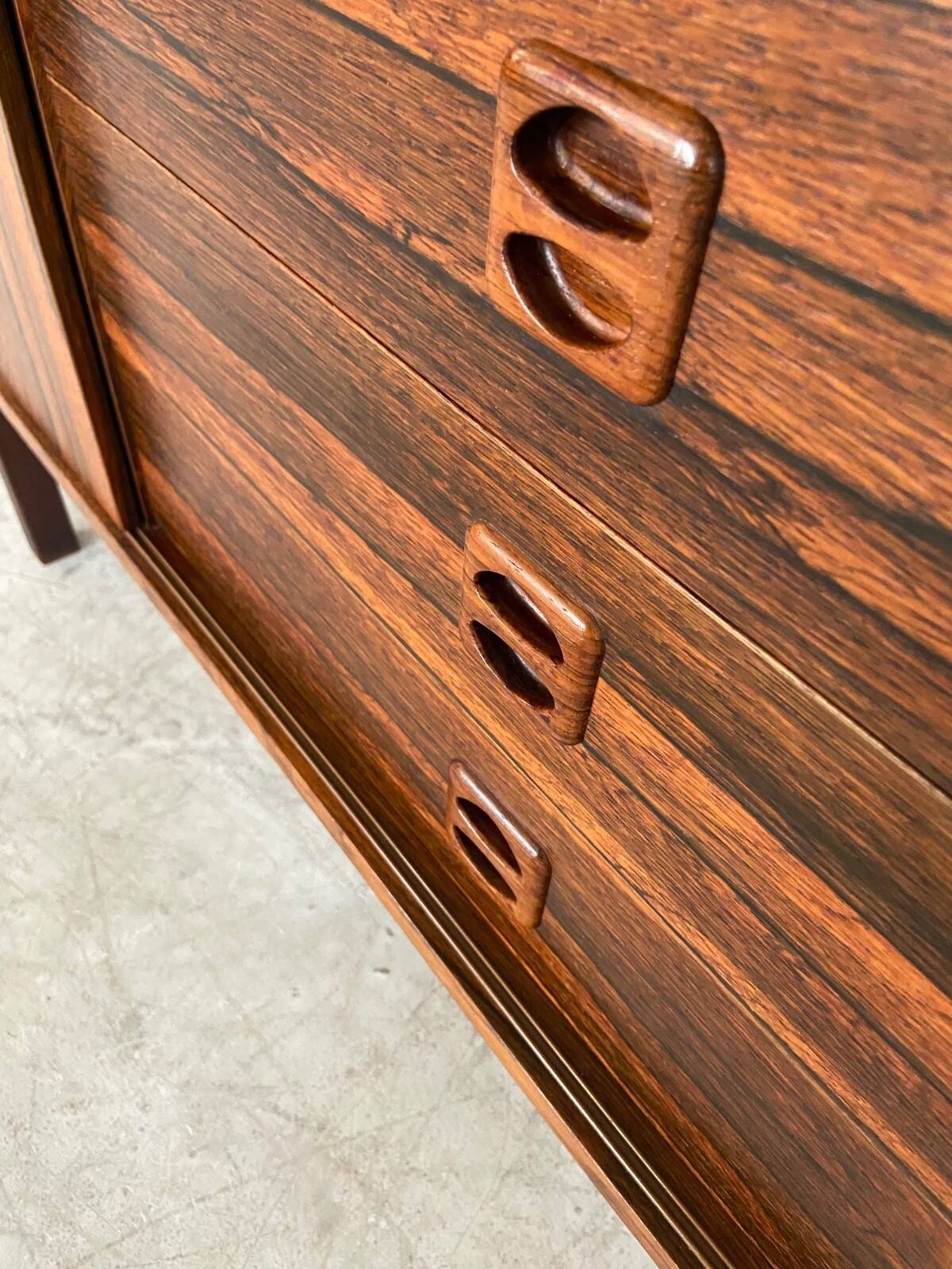 Vintage retro Danish mid-century rosewood sideboard by Kai Winding 1960s