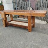 Carpenter's workbench