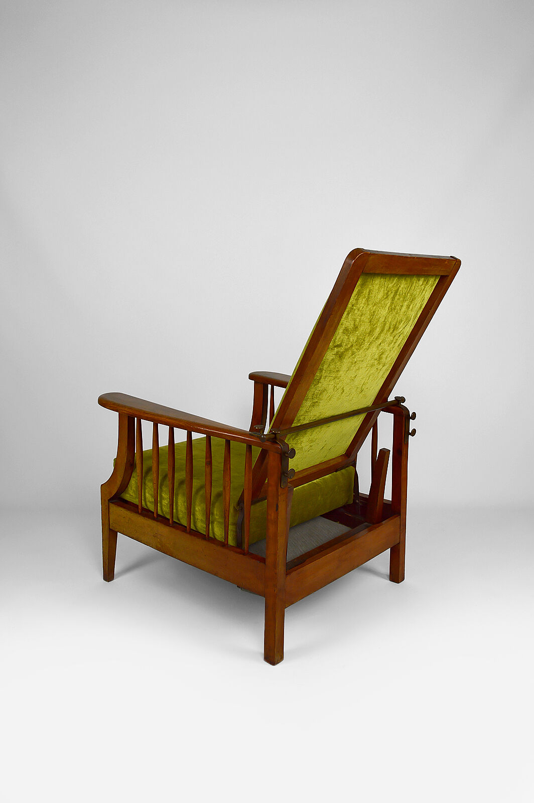 Morris armchair in beech and green velvet, United Kingdom, circa 1900