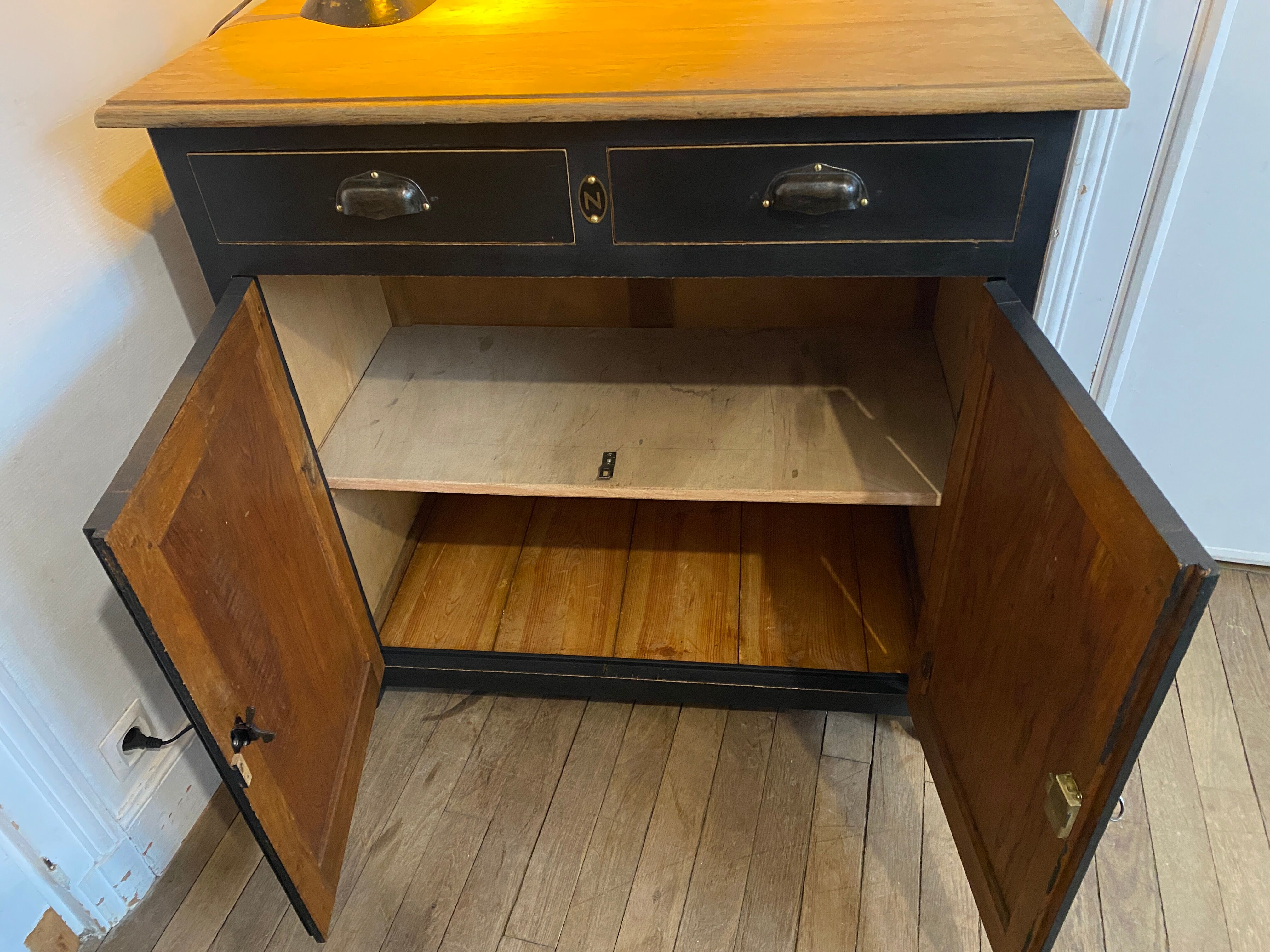 Buffet parisien en chêne