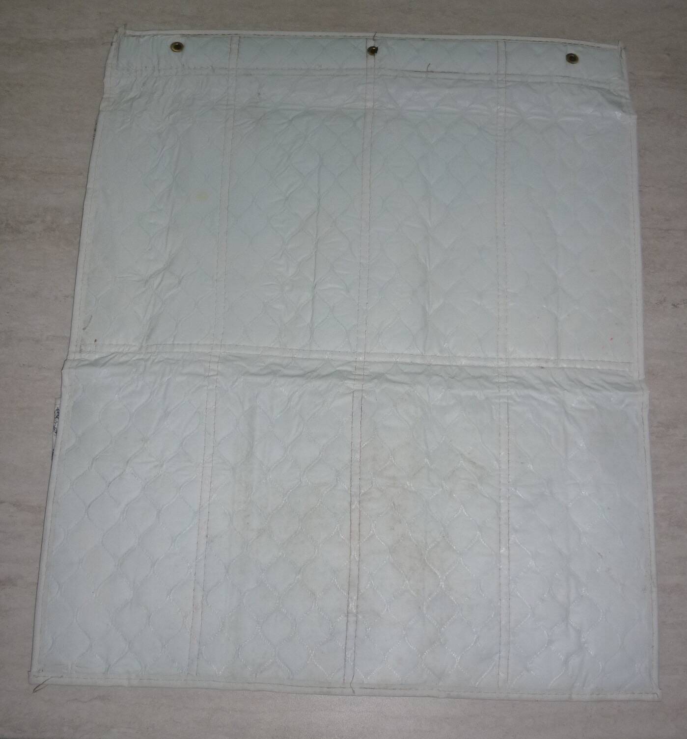 Rangement mural à soufflets