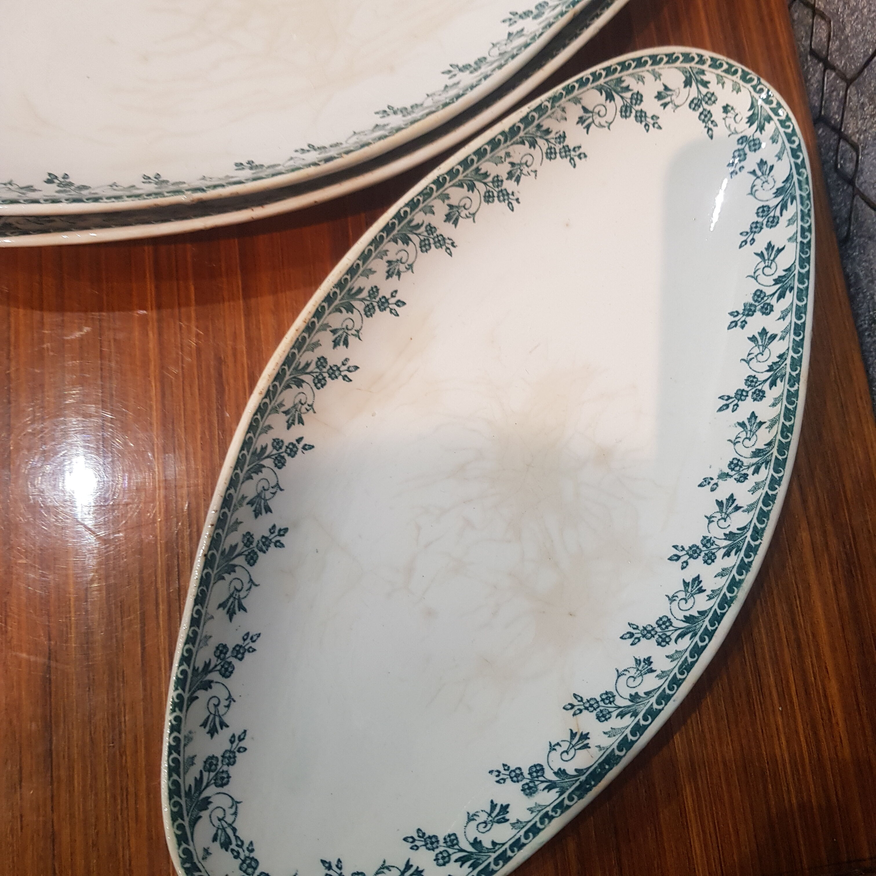 Dish set Iron Earth