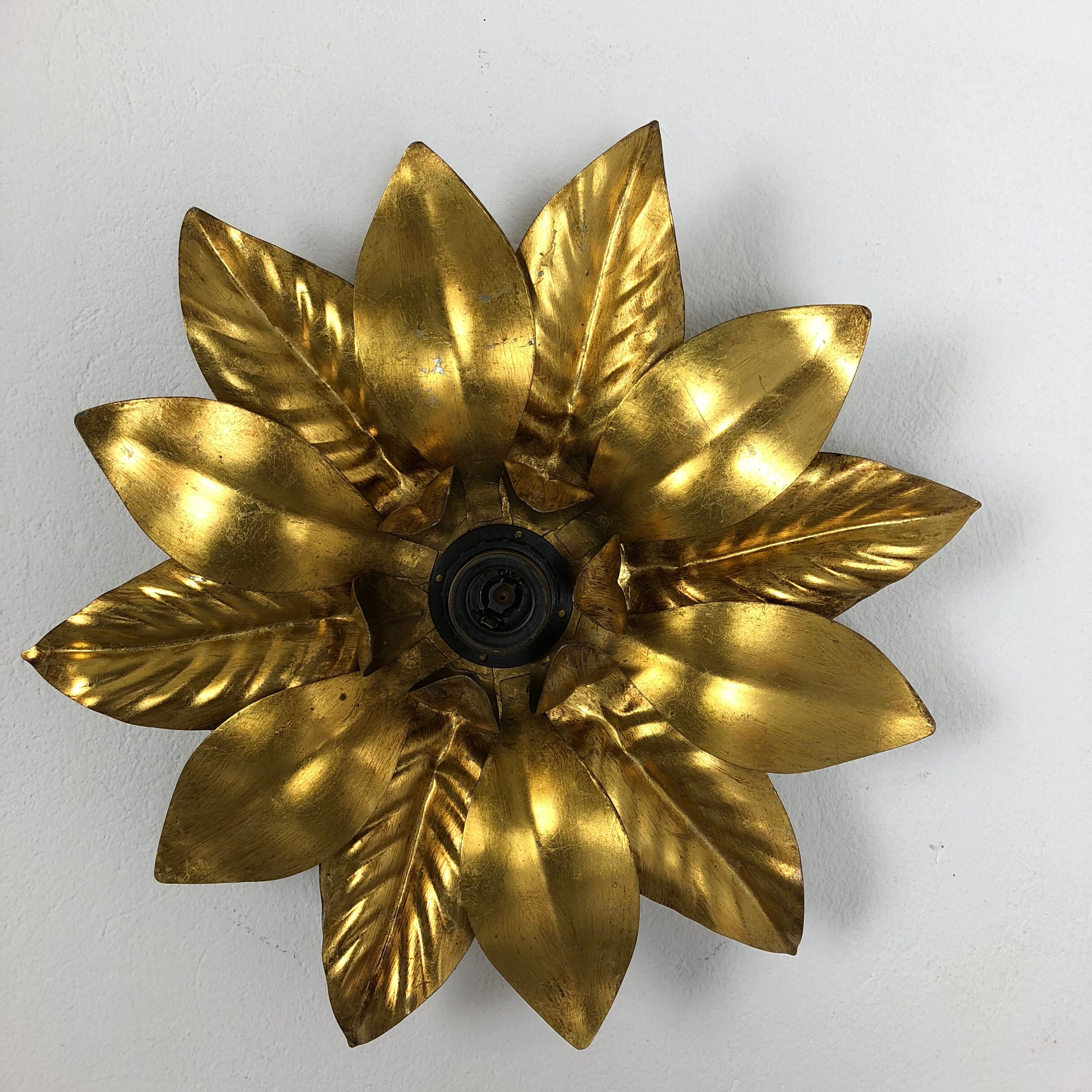Set of 3 Golden Florentiner Leaf Theatre Wall Ceiling Light Sconces, Italy 1960s