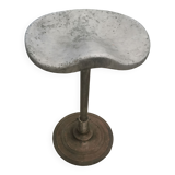 Spring-loaded dentist stool