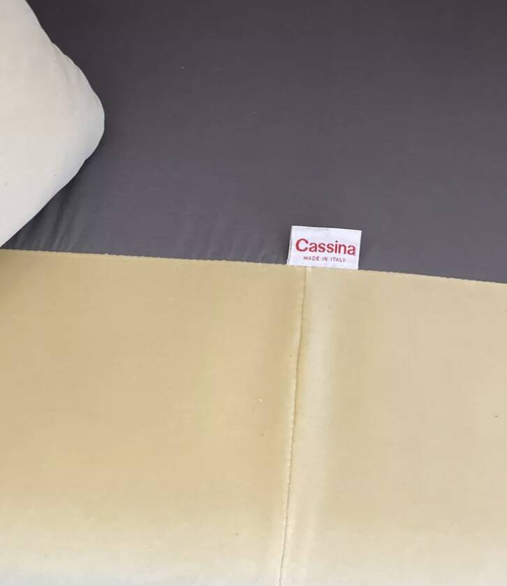 Maralunga 2-seater sofa by Vico Magistretti for Cassina