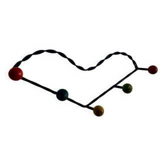 Vintage 1960s heart coat rack with 5 wooden ball hooks - 60 cm