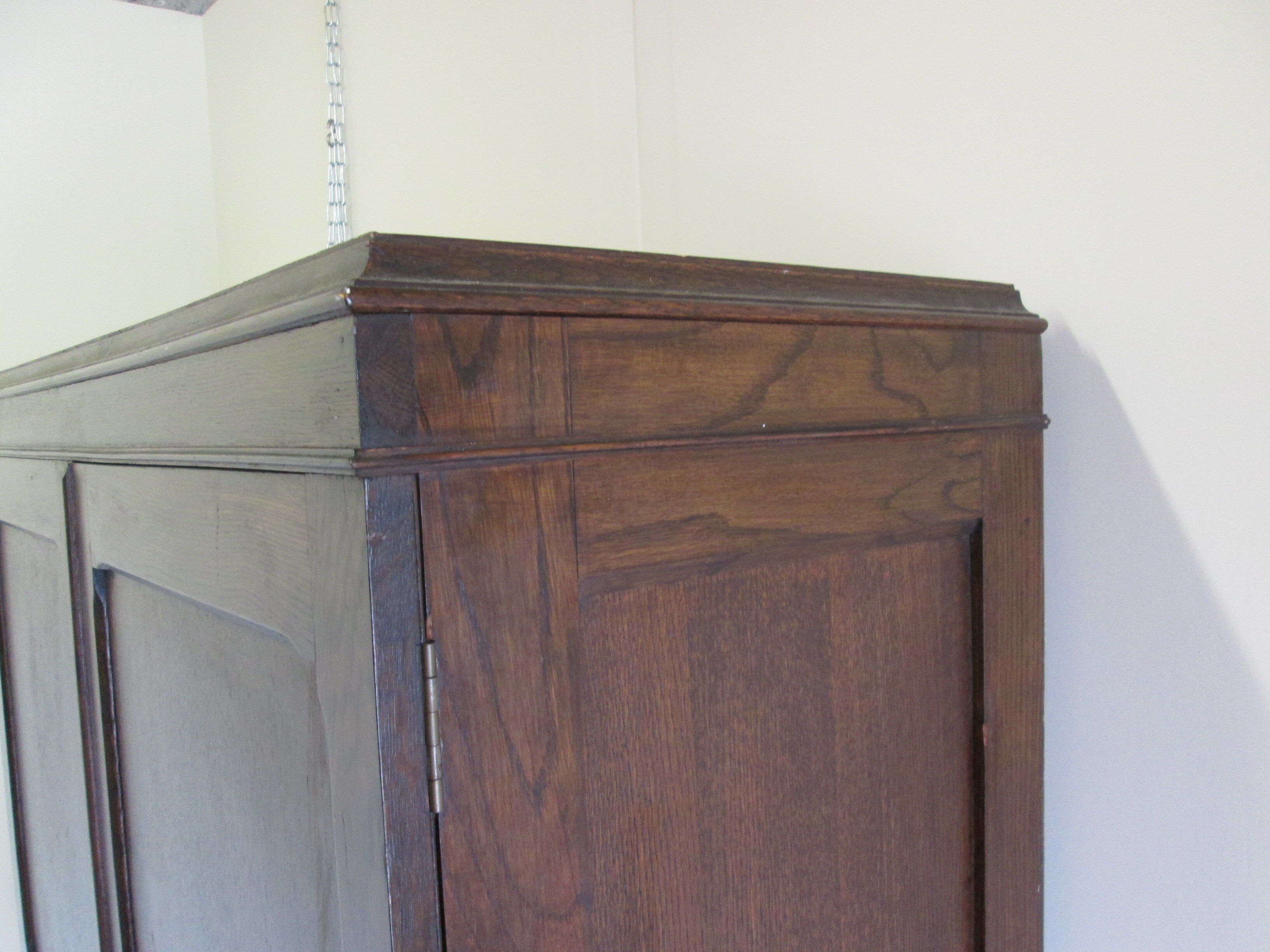 Armoire anglaise " compactum" en chene