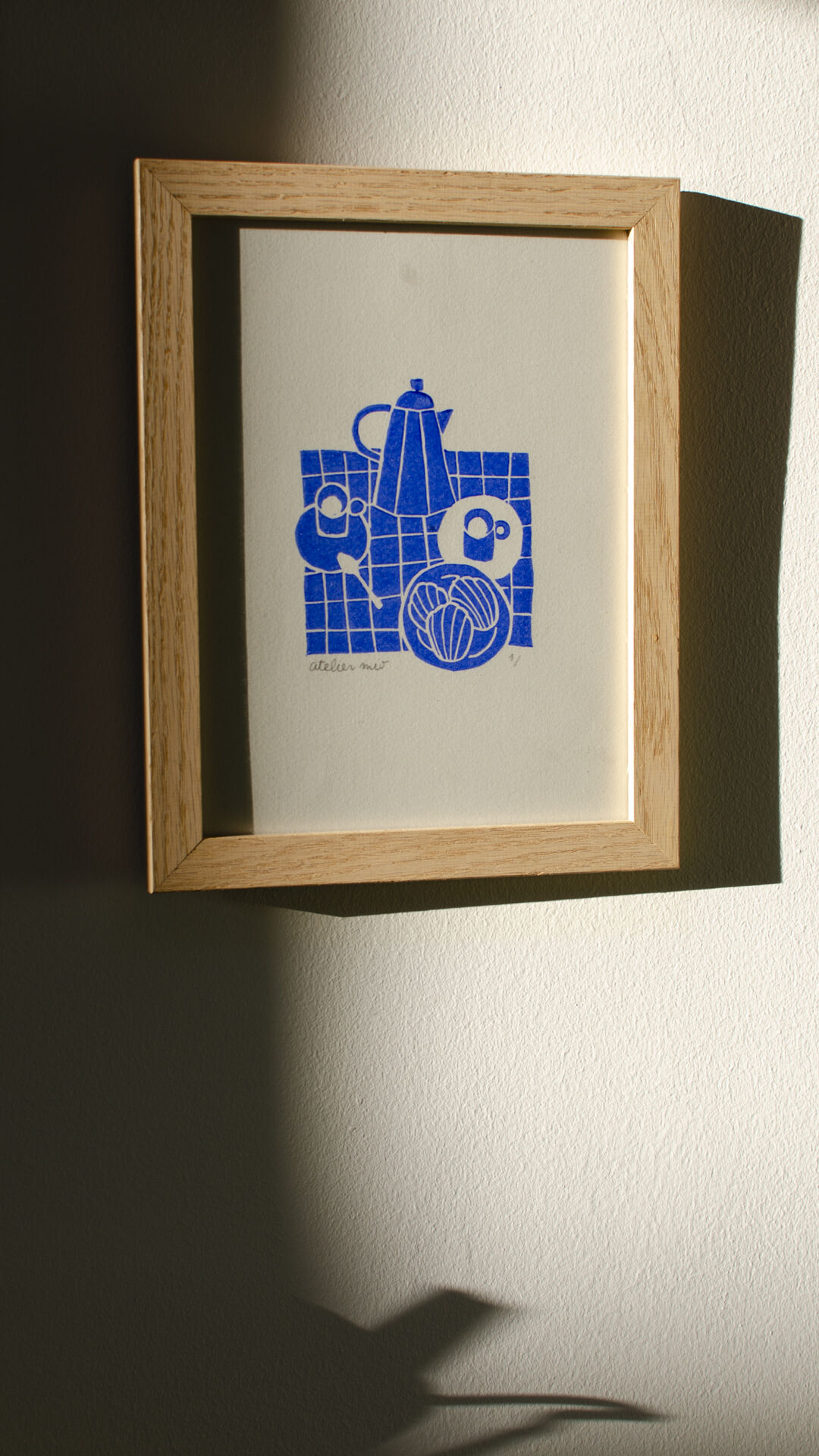 Café bleu, linogravure originale 18 x 24 cm