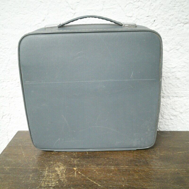 Brother De Luxe typewriter