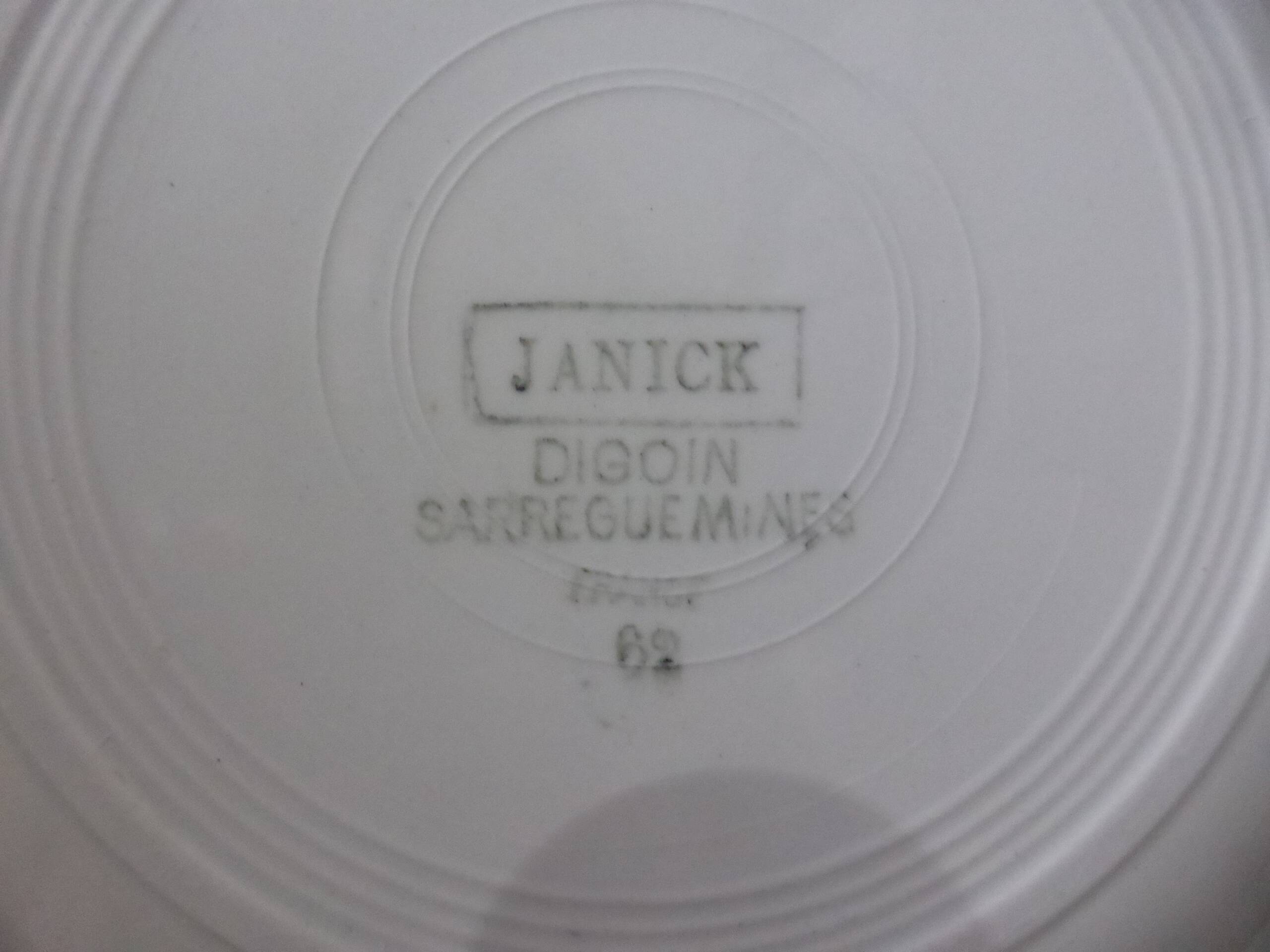 2 assiettes creuses vintage de Digoin Sarreguemines modèle Janick