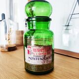 Apothecary pot