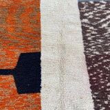 Handmade wool rug in colourful patterns, size 150x250 cm.