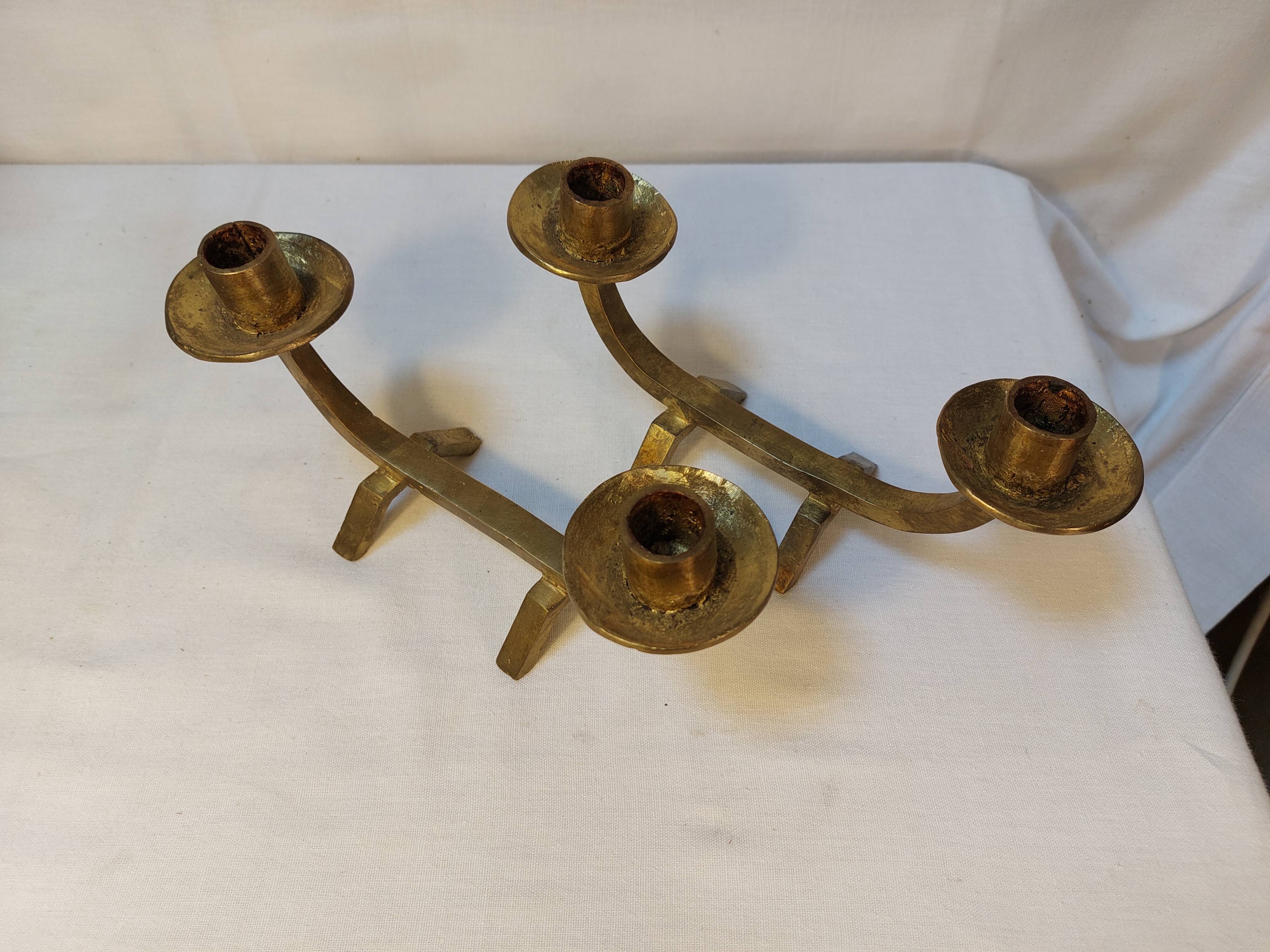 Pair of brutalist candlesticks in solid brass - 1960s