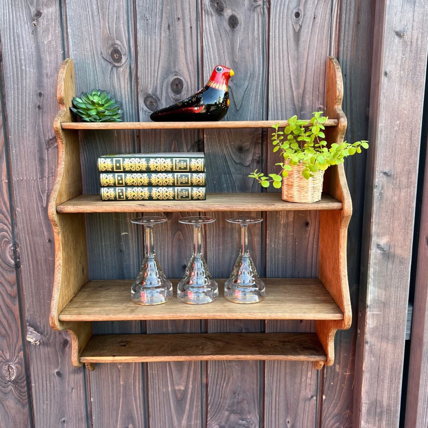 Artisanal shelf in raw wood