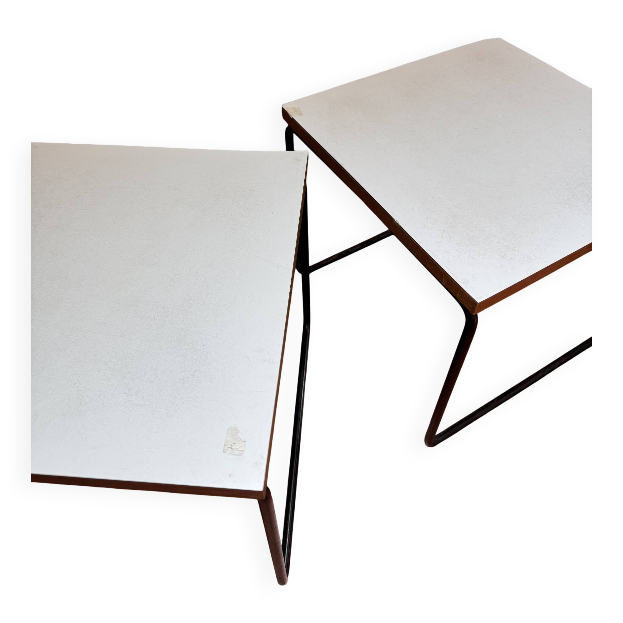 Lot de 2 tables basses "Table Volante" – Pierre Guariche, Éditions Steiner