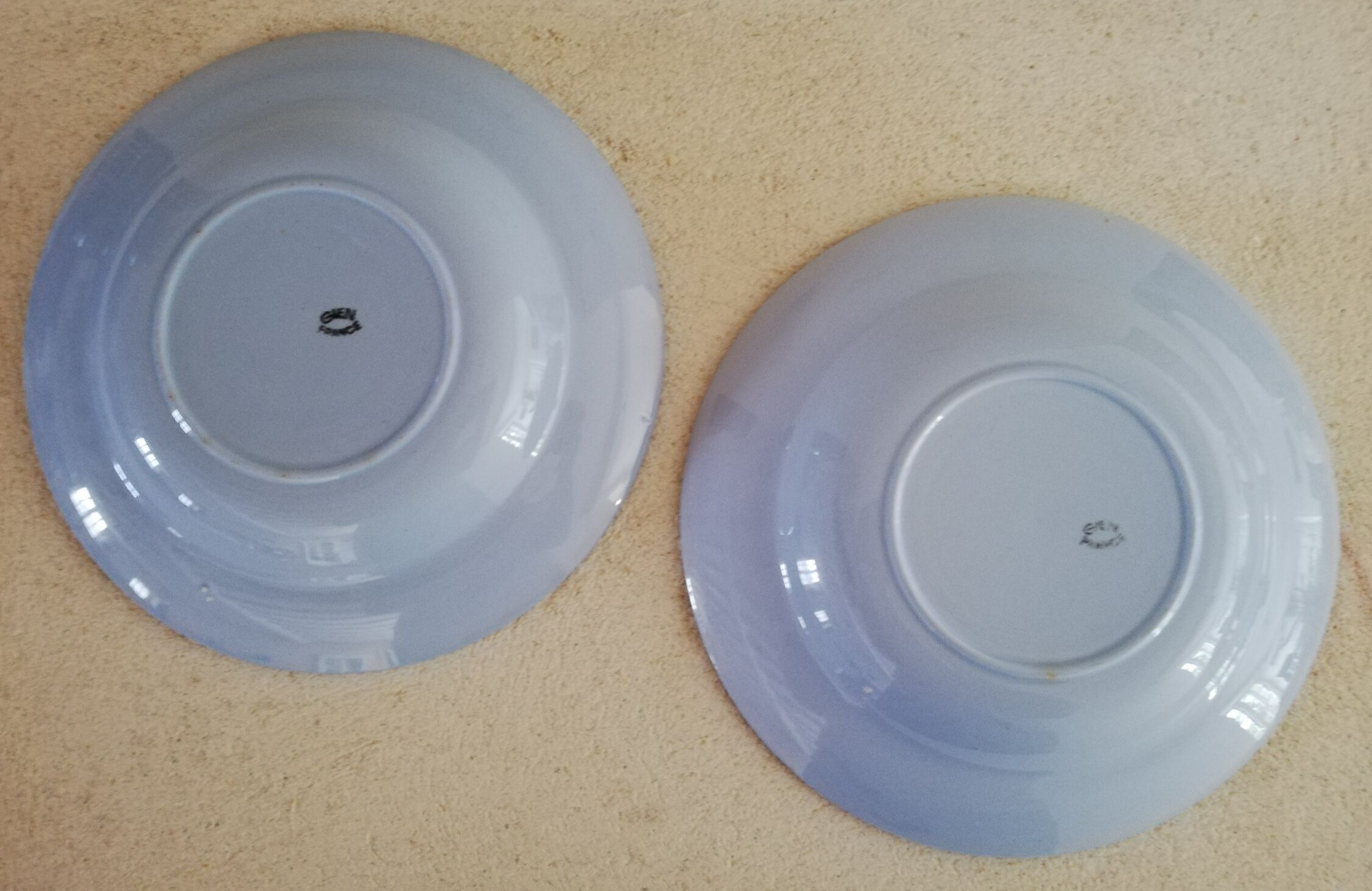 4 soup plates of iron earth mismatched