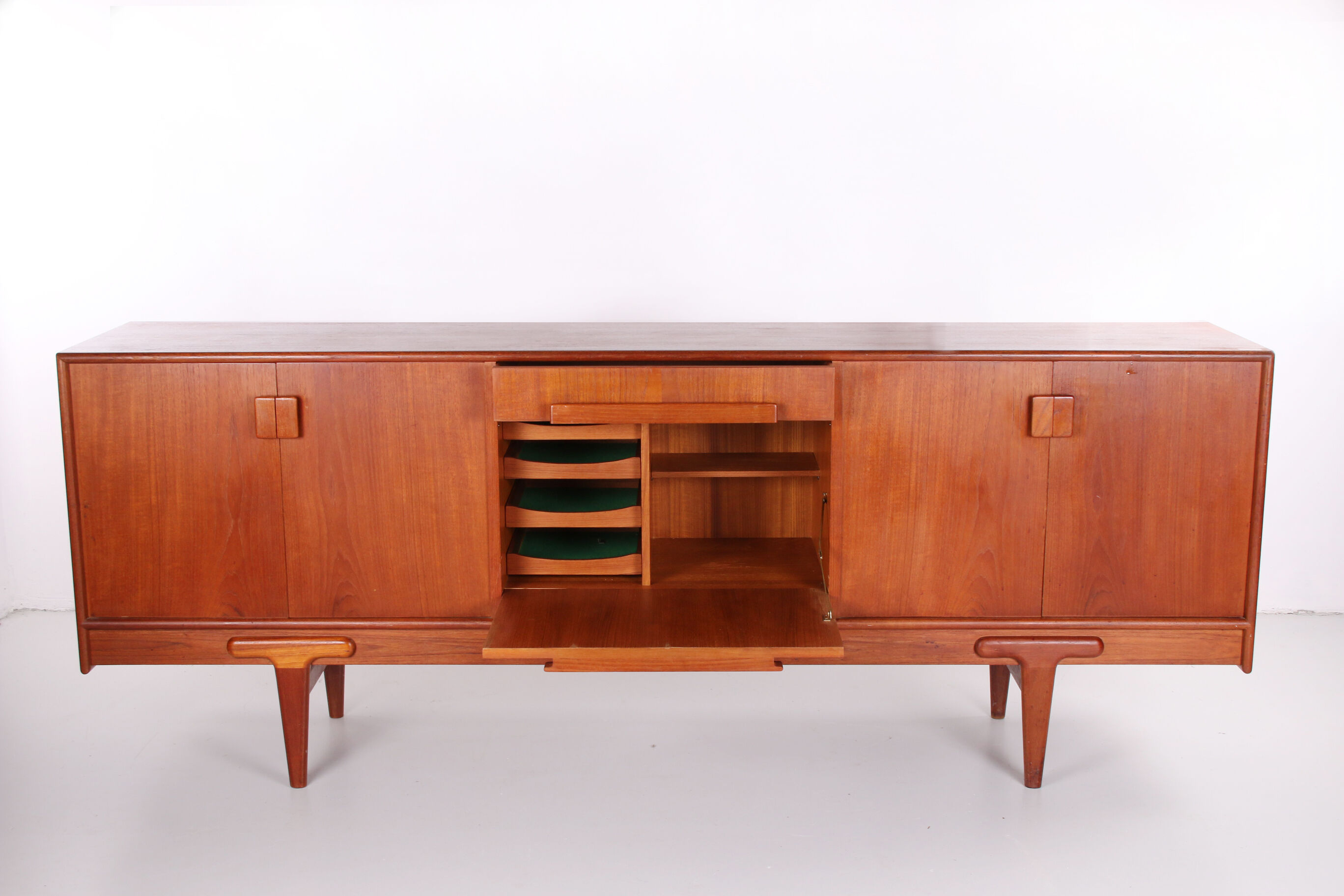Danish design sideboard design by A. Johansson made by Gern Mobelfabrik
