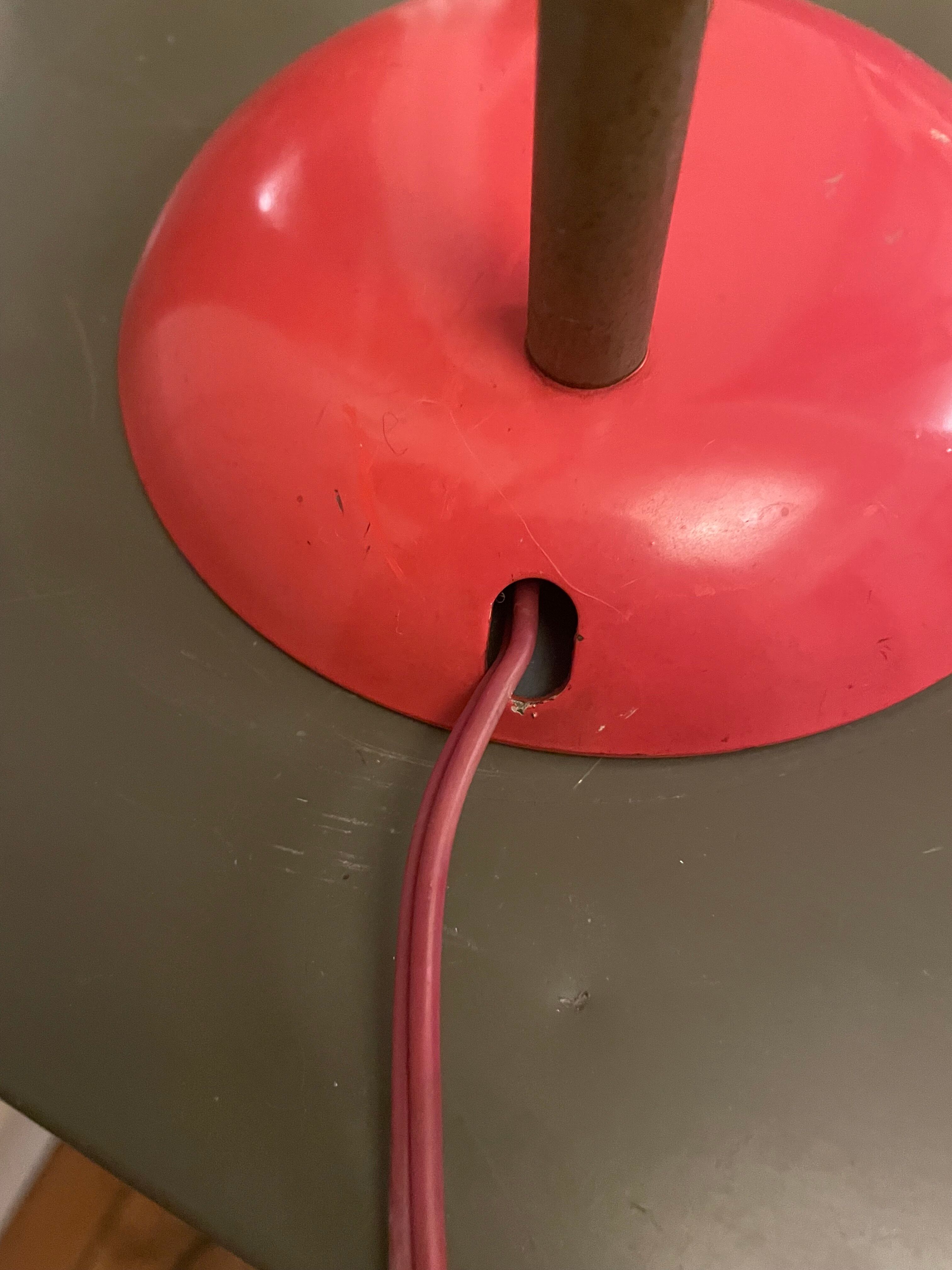 Bedside or desk lamp 60' metal corail