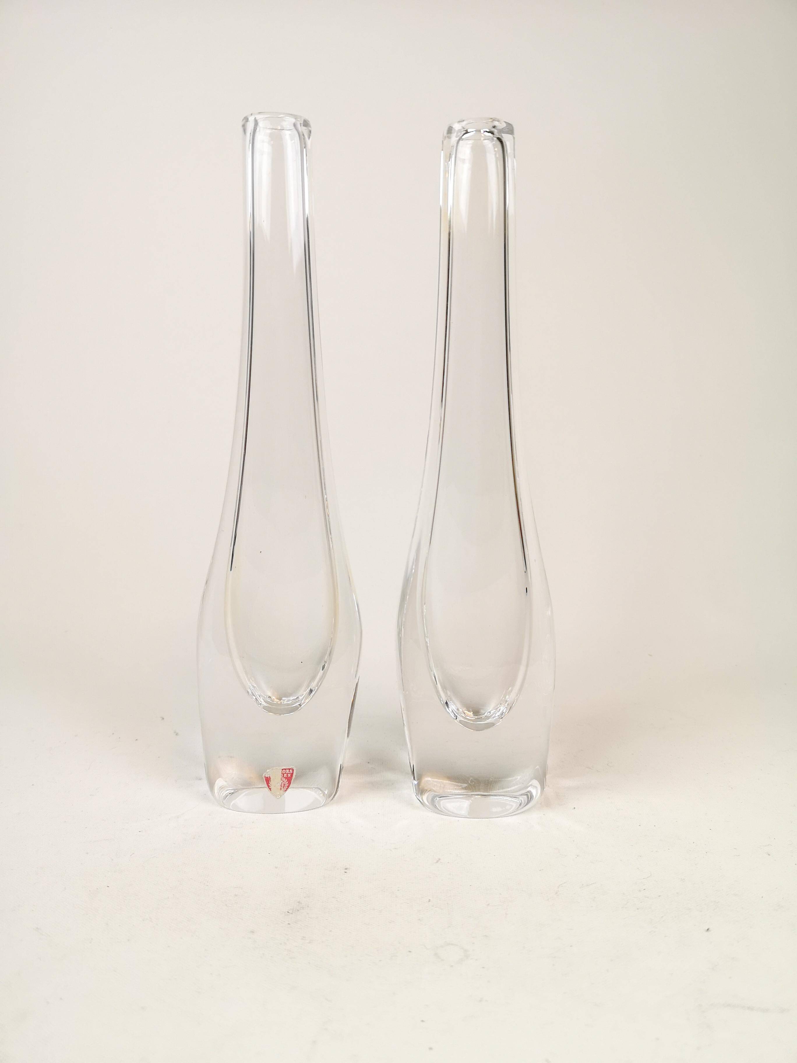 Pair of Midcentury vases by Nils Landberg, Orrefors, circa 1950.