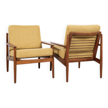 Midcentury Danish pair of easy chairs in teak by Arne Vodder for Glostrup