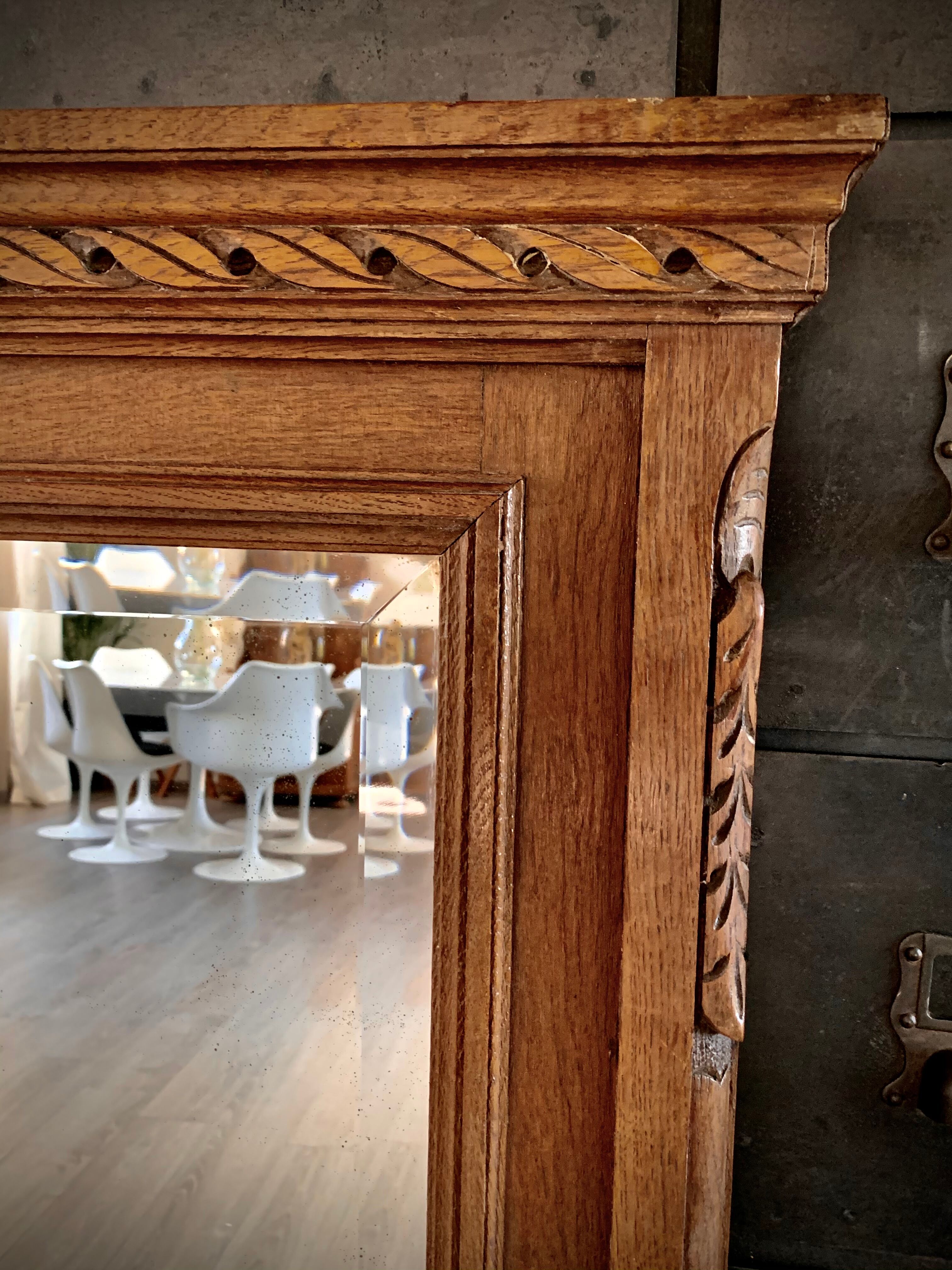 Bevelled chimney mirror from the 30s/40s